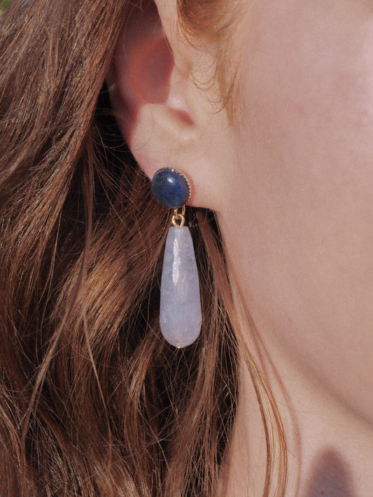 Boucles d’oreilles Sève bleue | Pendantes en pierre naturelle goutte bleue