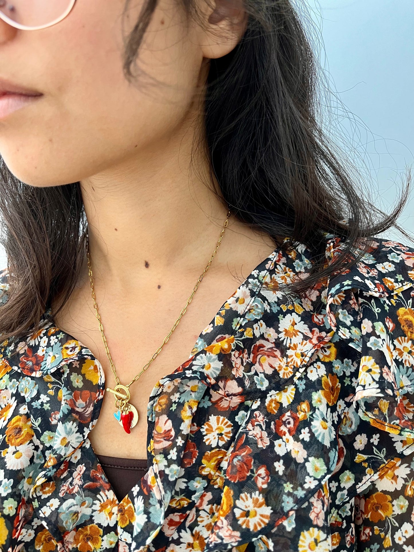 Collier à breloques piment cœur et soleil