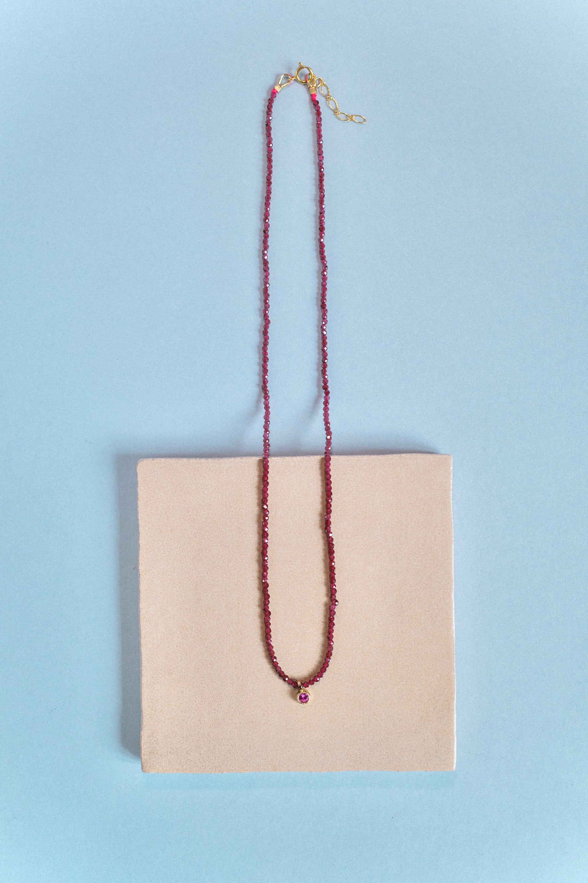 Aurore necklace, burgundy